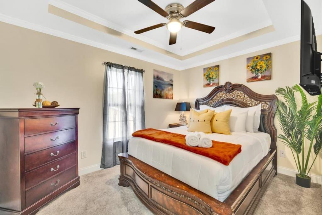 הוילה קונקורד Cozy 2B Townhouse King Bed Free Parking Tv In Brs מראה חיצוני תמונה