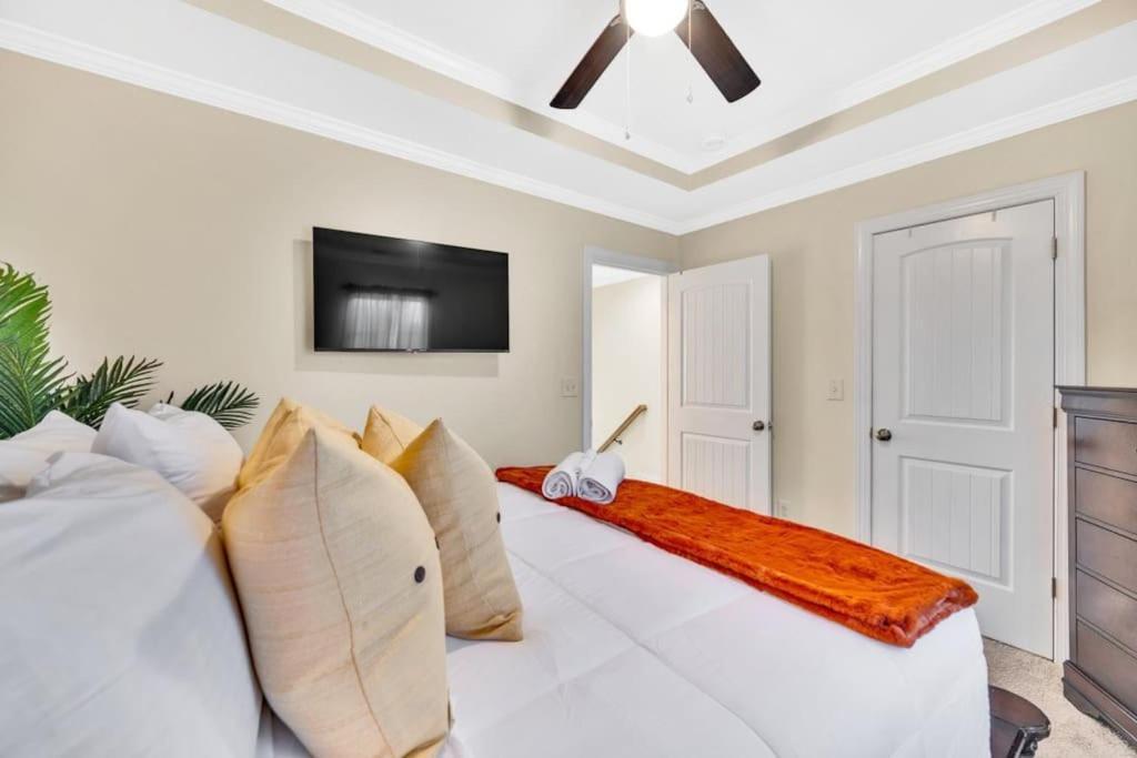 הוילה קונקורד Cozy 2B Townhouse King Bed Free Parking Tv In Brs מראה חיצוני תמונה